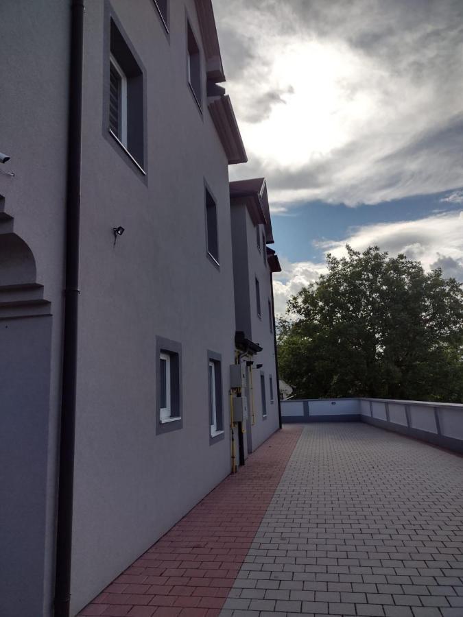 Zlatni San Hotell Banja Koviljača Exteriör bild