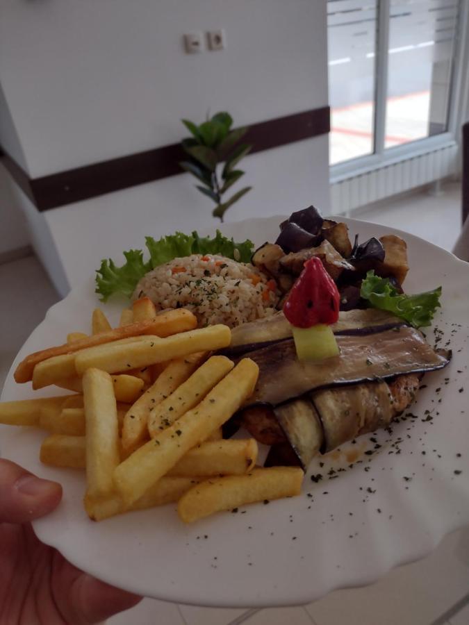 Zlatni San Hotell Banja Koviljača Exteriör bild